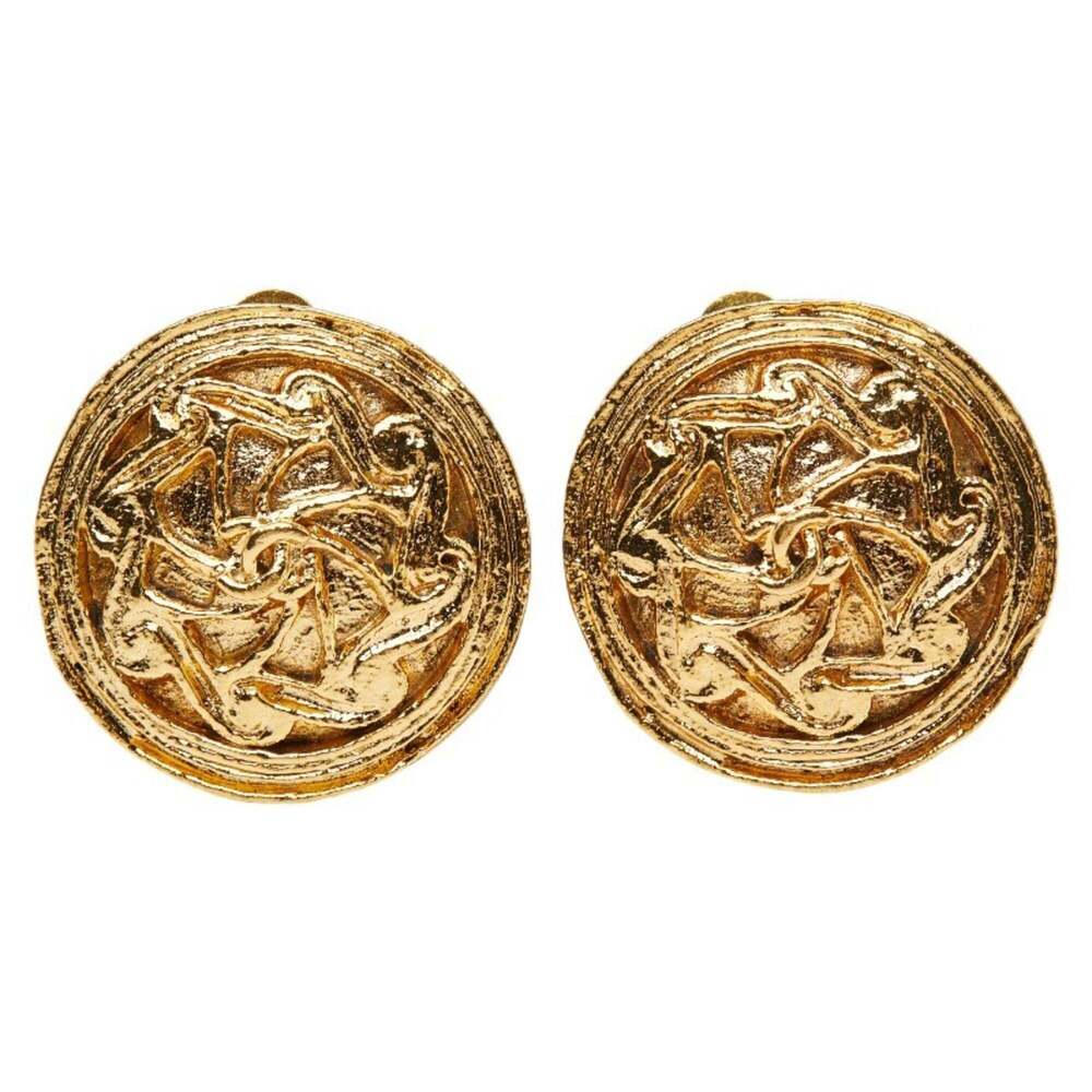 CHANEL Authentic Earrings - Picture 2 of 5